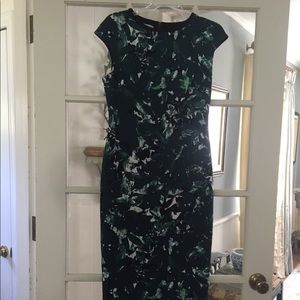 Maggy London lovely leafy green scuba type dress, lined, gently worn, size 8